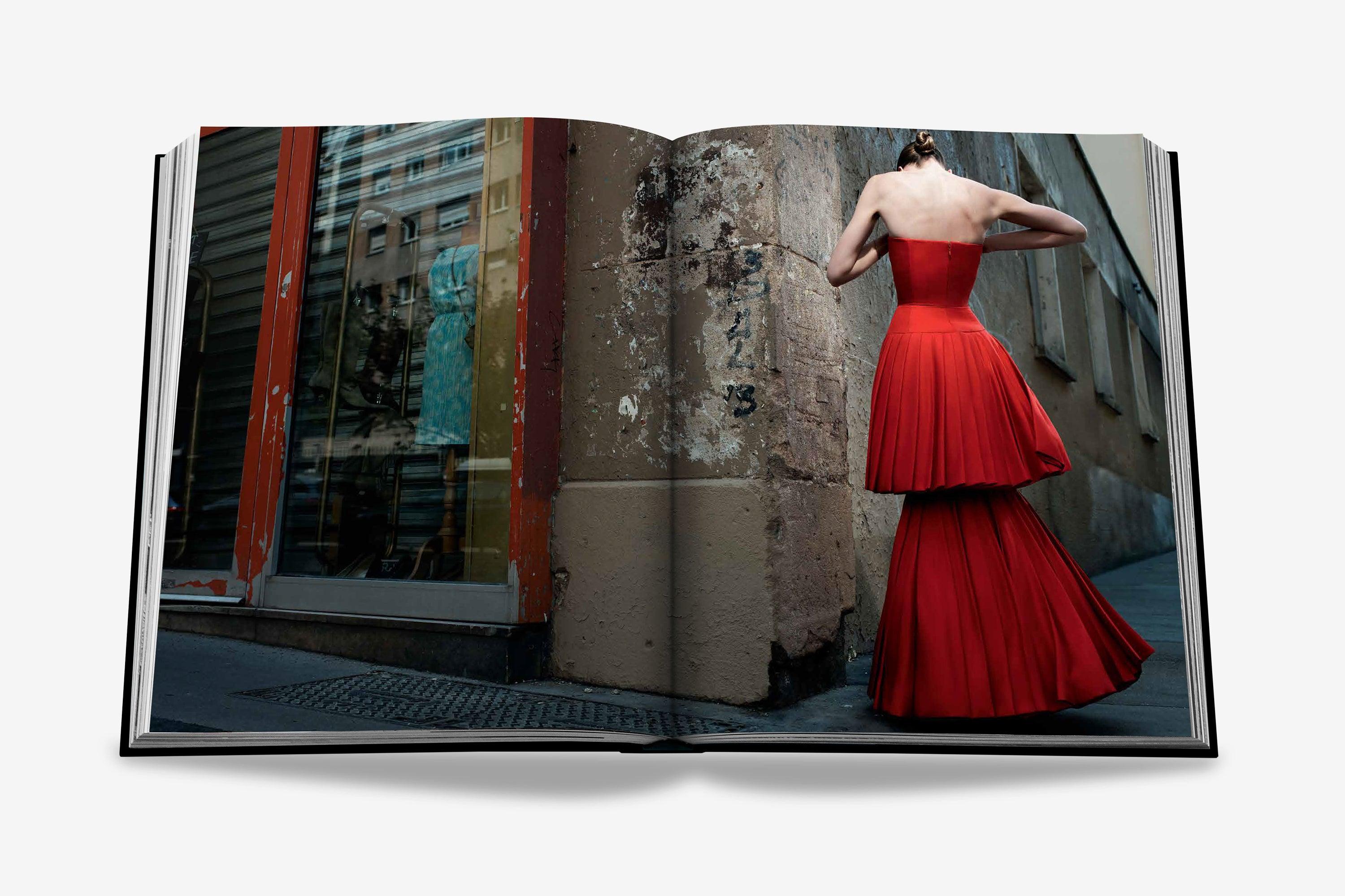 洋書 DIOR  ASSOULINE Dior by John Galliano by Andrew Bolton - Coffee Table Book