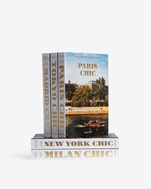 Paris Chic by Oliver Pilcher and Alexandra Senes | ASSOULINE AU